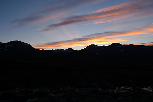 Solen gikk ned over Leirungsdalen .......