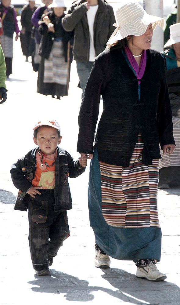 Lokalbefolking i sentrum (det Tibetanske sentrummet)