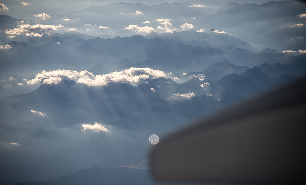 Fra flyturen tilbake med utsikt over Pyreneene