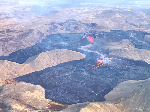 Flyfoto fra utbruddet 18 mai