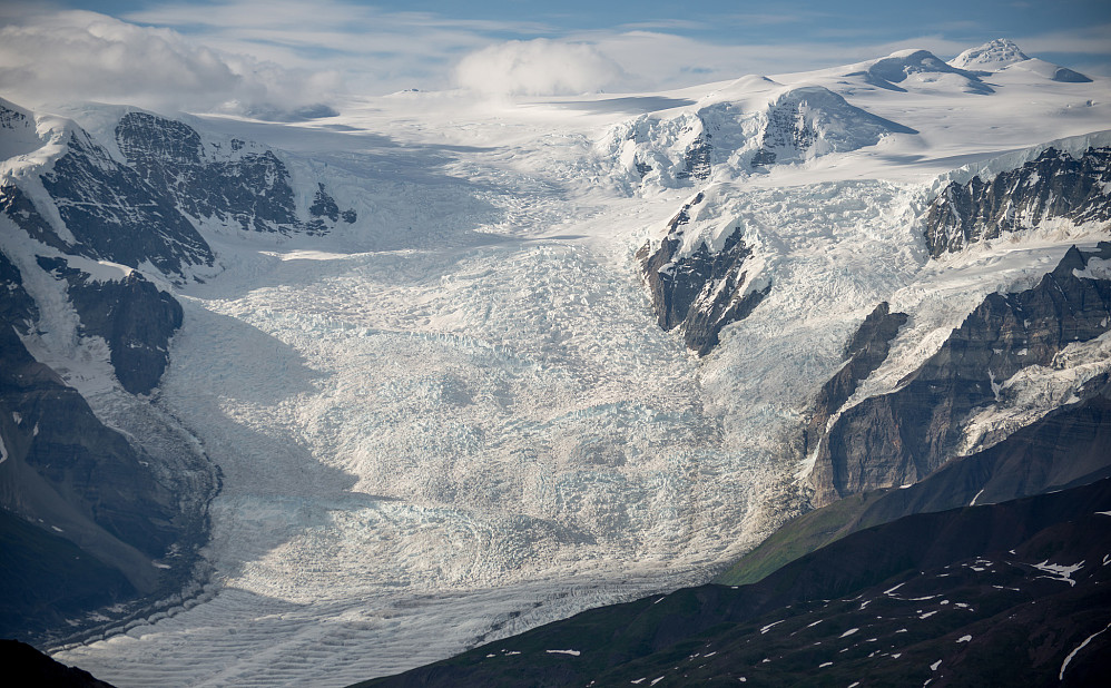 2000m høy isfoss, nesten 5km bred, Stairway Icefall