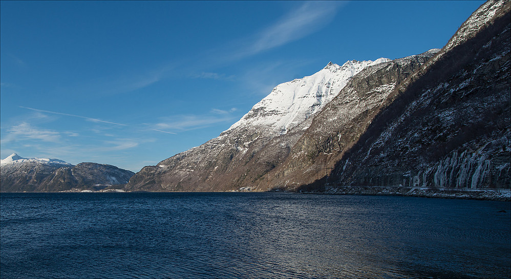 Fulånebba sett fra Sunndalsøra