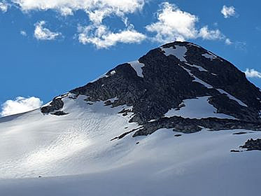Vestre Høgvagltinden