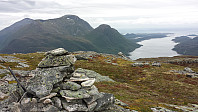 Utsikt fra Bergefjellet mot Tustnafjell (Stabblandet) og Imarsundet