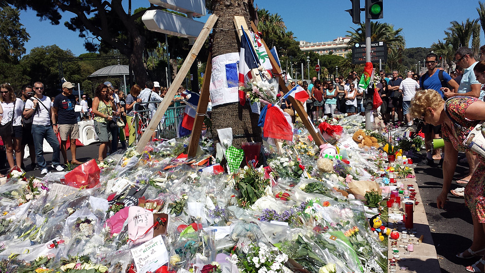 Markering etter det tragiske som skjedde i Nice på nasjonaldagen to dager før. Ufattelig ondskap..!  