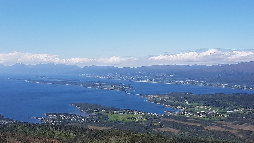 Fint mot Romsdalsfjorden og Molde :-)
