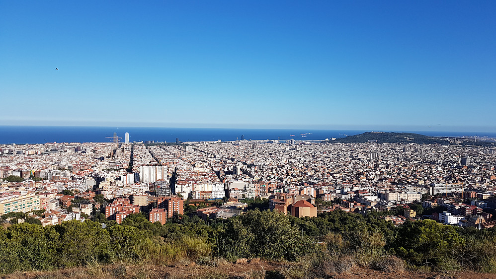 Flott utsikt over Barcelona på disse to toppene. Her på Turo del Carmel