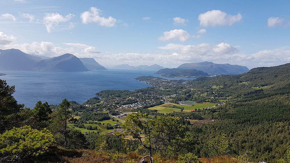 Utsikt utover Storfjorden