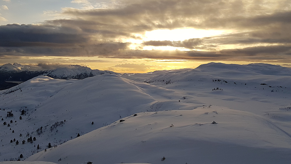 Fin solnedgang i vest