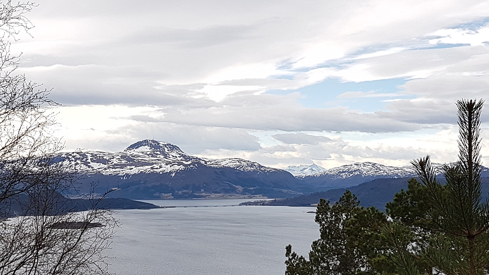Reinsfjellet og Bergsøysundbrua