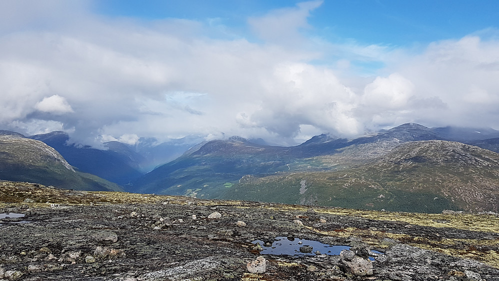 På nordtoppen - mot Romsdalen