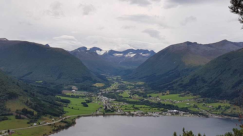 Gullrekka og Måndalen :-) 