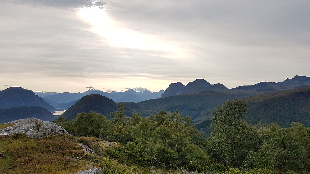 Mot sørvest