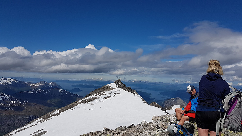 På Finnan, mot det som mange kaller Innfjordsfinnan  