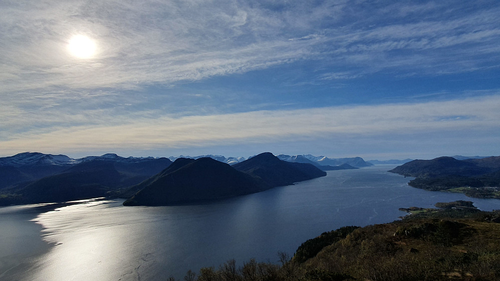 Ut Storfjorden