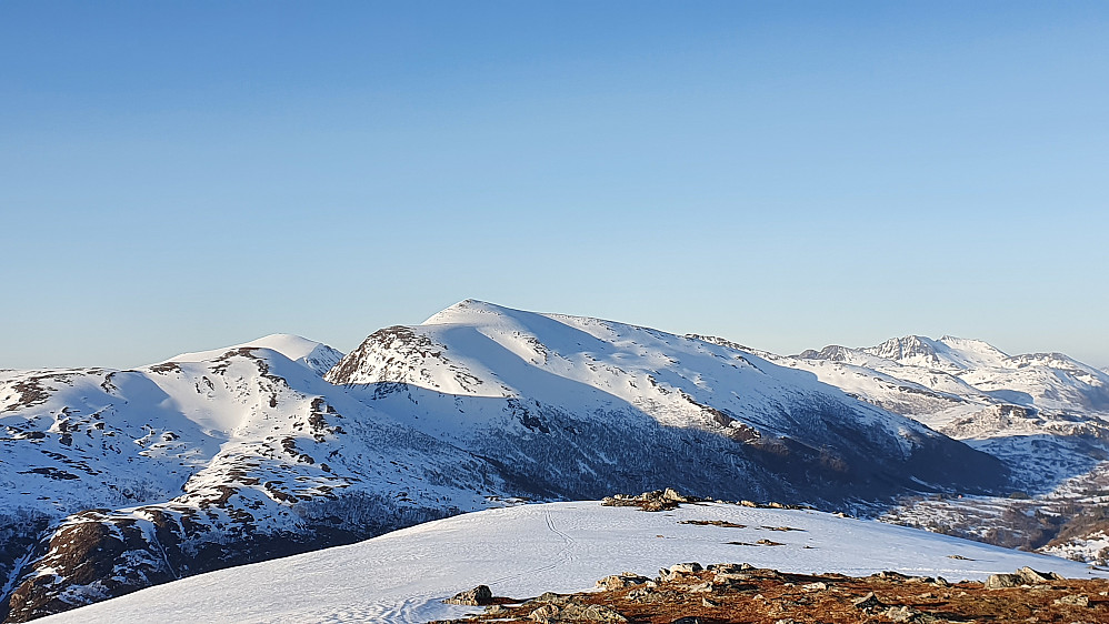 Urfjellet i kveldsol