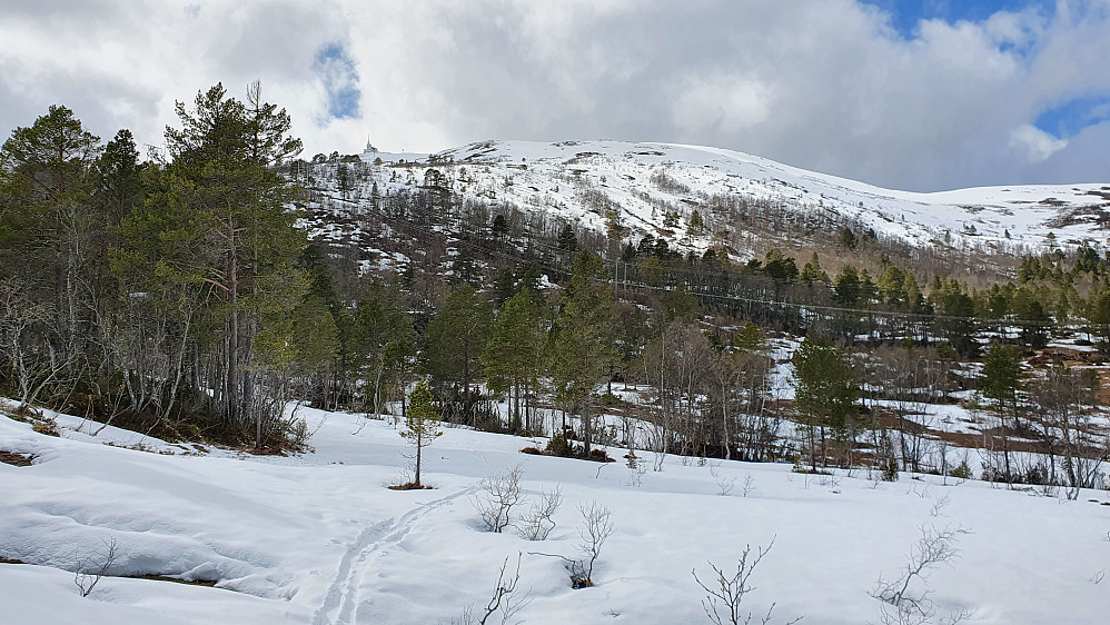 På med ski ved gamle Eikremsetra
