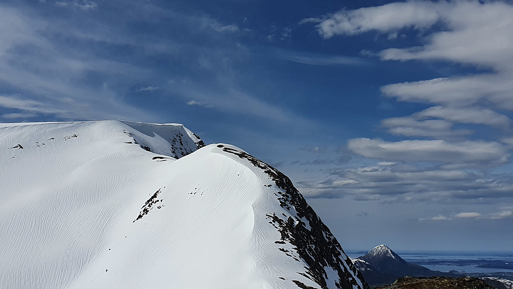 Neste topp: Dyrdalsfjellet