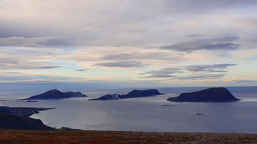 Kveldsstemning over Lepsøya, Haramsøya og Skuløya