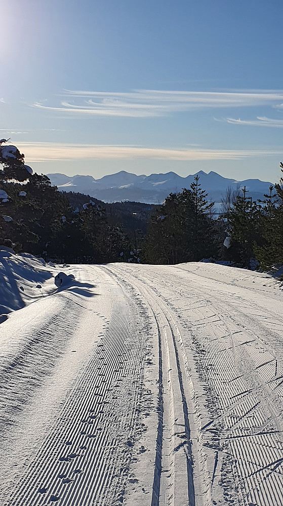 Nydelig med panoramautsikt i Neverhaugbakken