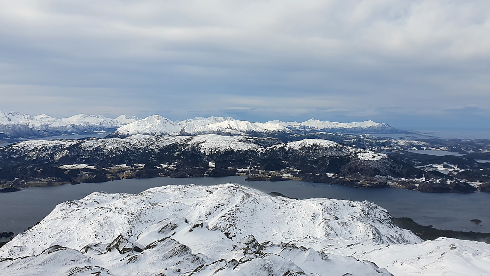 Lågfjellet foran Averøya