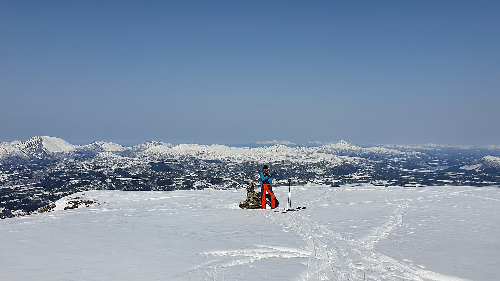 En mann på Skålaksla (kom opp fra andre siden)