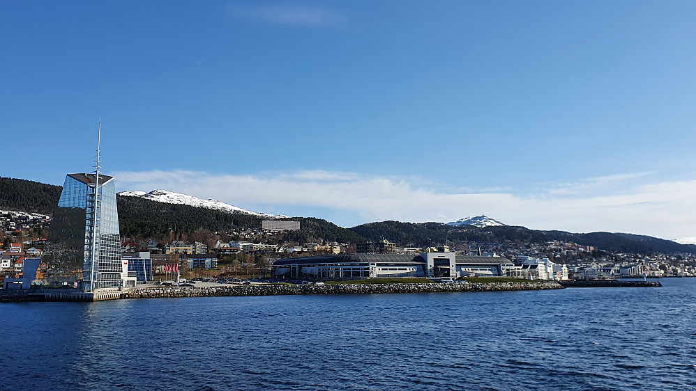Nydelig morgen i Molde, kursen er satt med ferje til Vestnes
