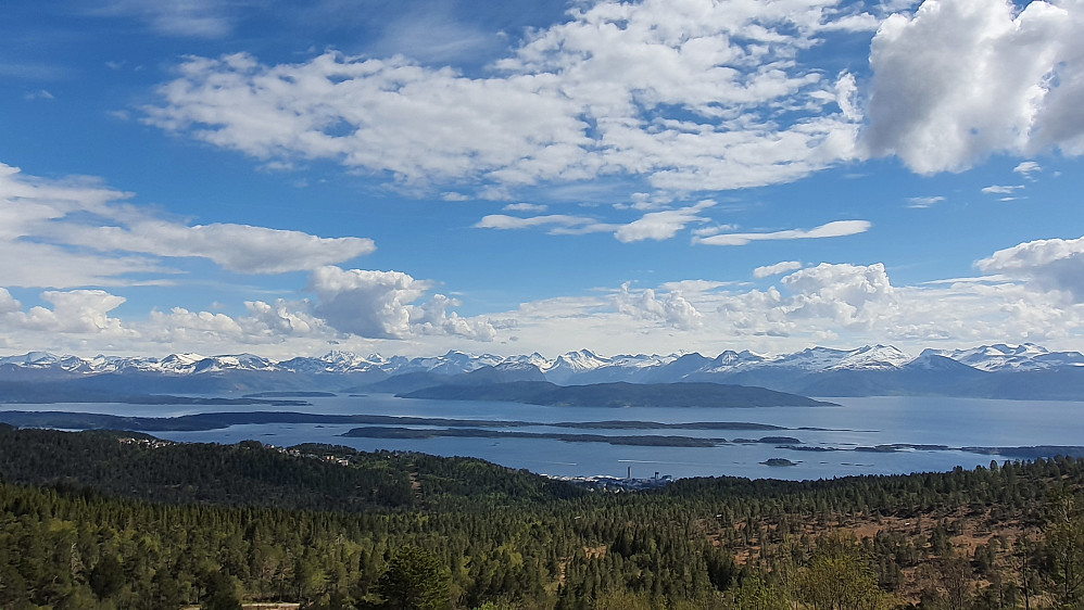 Dagens utsikt fra Skihytta