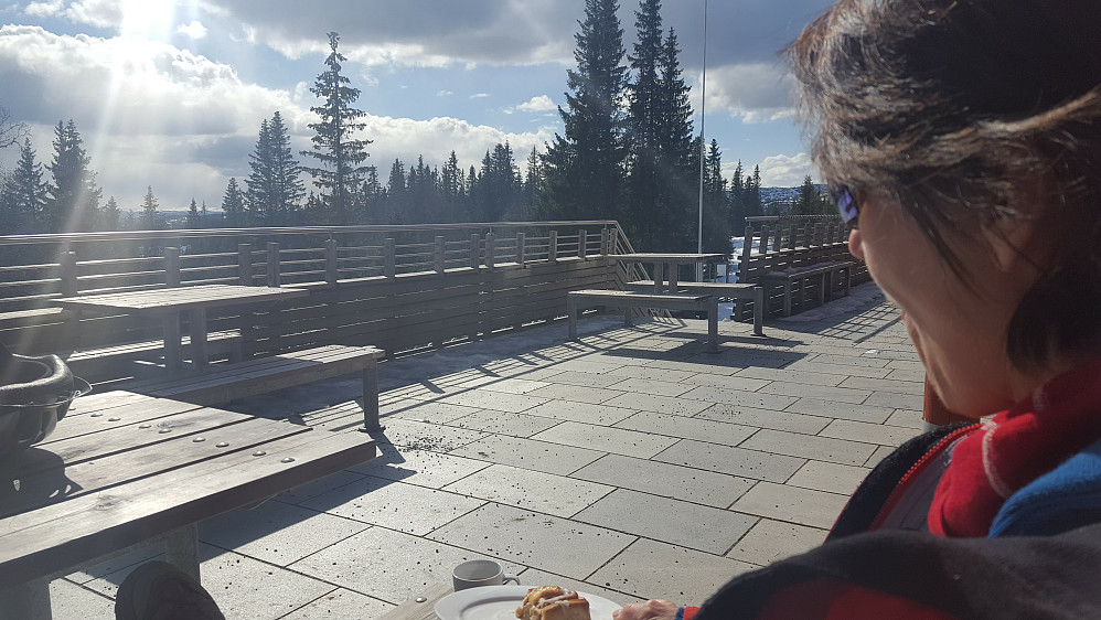 Fint å pause på Skistua...