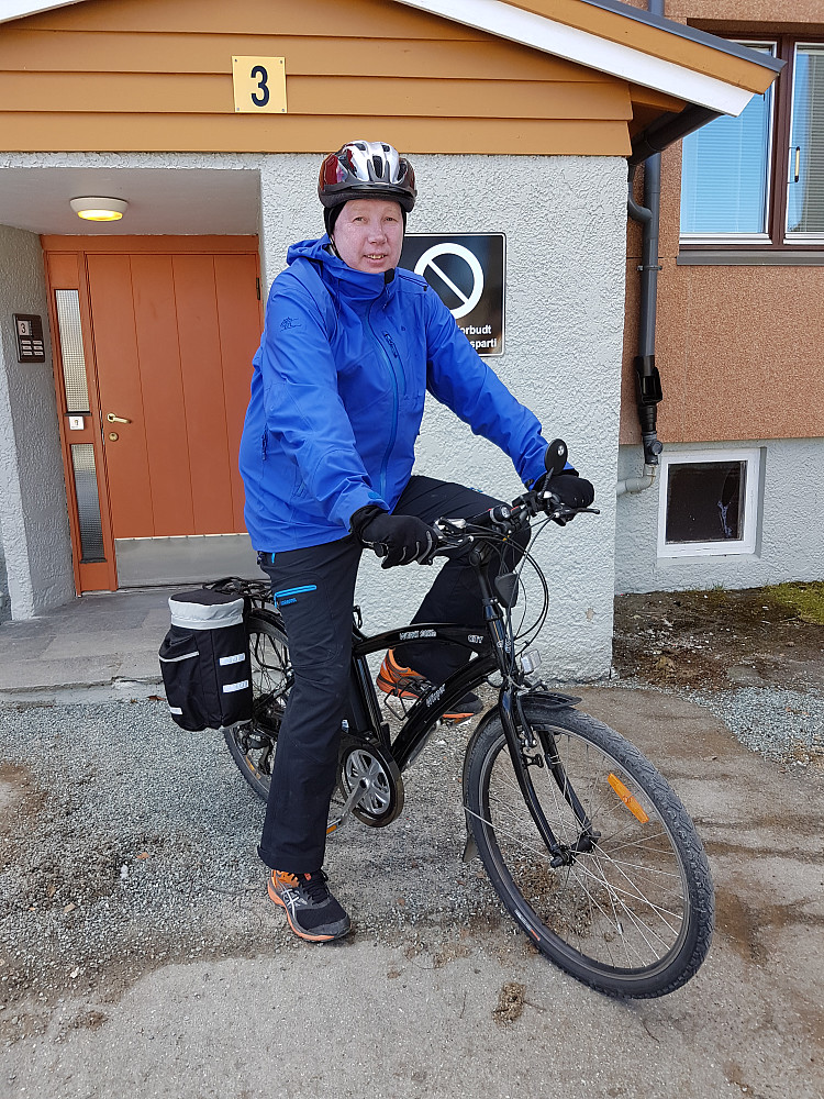 Skal ikke stå på polstringa. . .