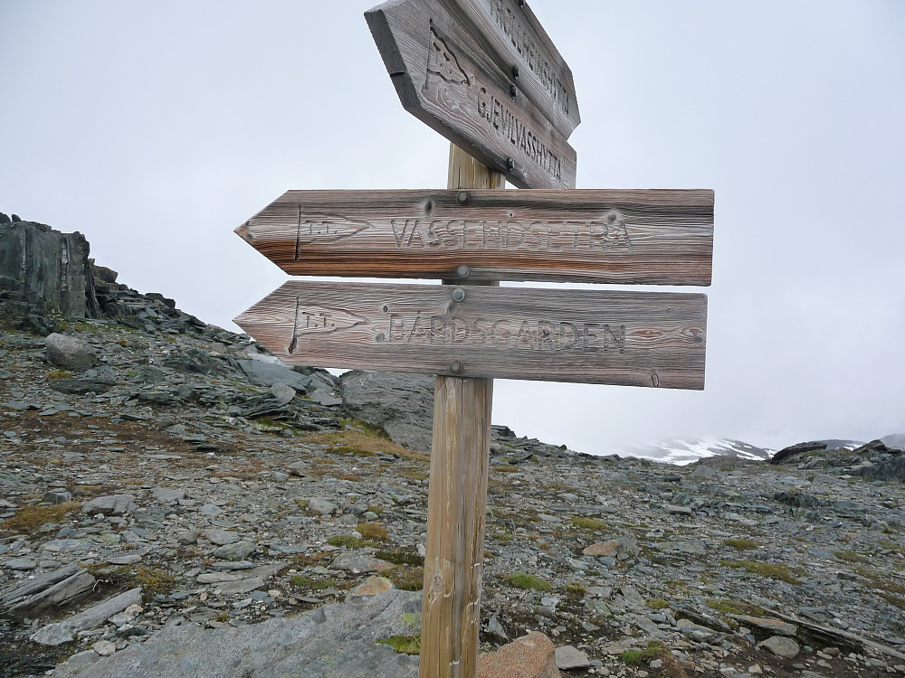 Grei skilting i fjellet