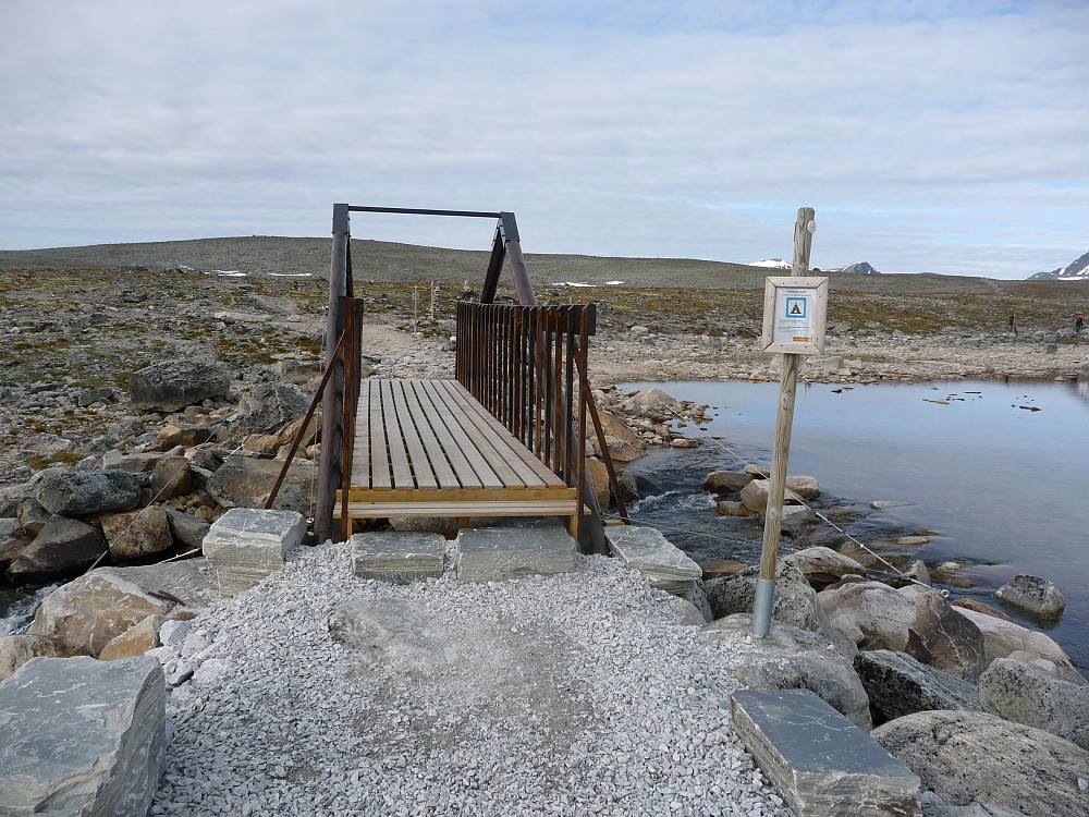Brua og portalen til Snøhetta