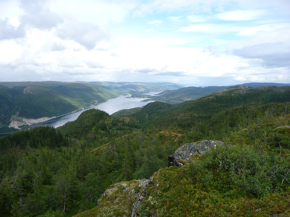 Utsikt fra Gieværsteinen mot Verrabotn.