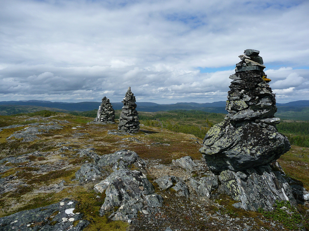 Trivalan
