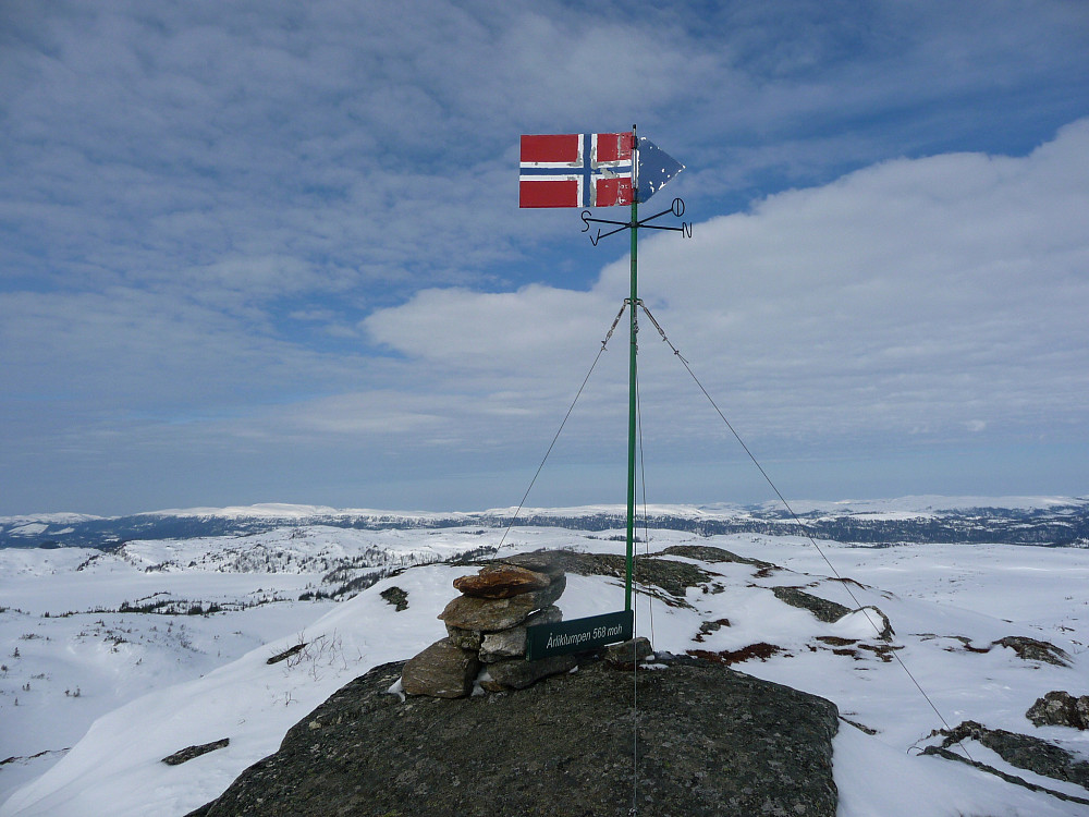 Yttre Årliklumpen