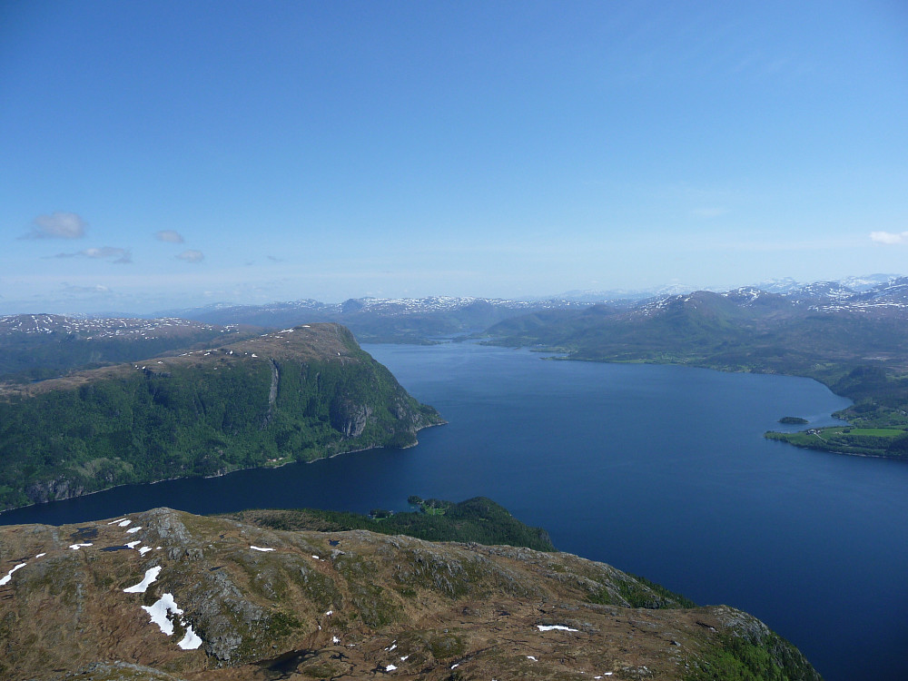 Ertvågøya og Vinjefjorden