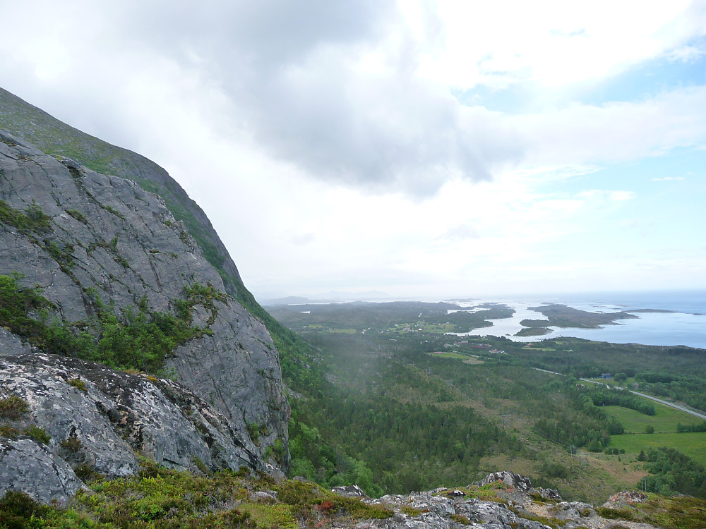 Mot Ravnegga