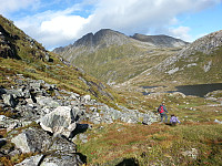 Fagerdalsvatnet med Snøtinden og Stortussen i bakgrunn. I dette vannet ligger fly fra krigens dager som ble skutt ned over Molde.