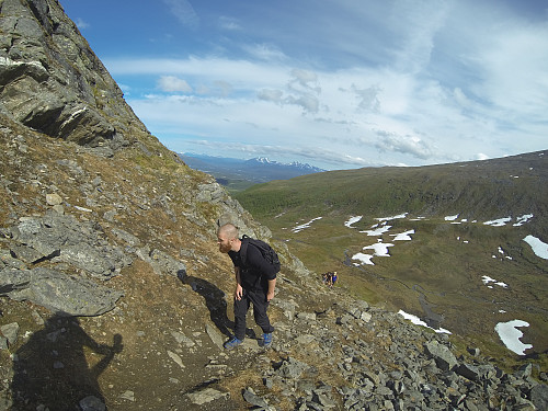 Andreas opp fjellsiden