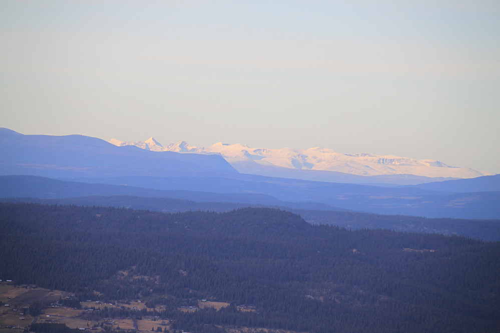 Utsikt fra Åkrfjell nord-vestover
