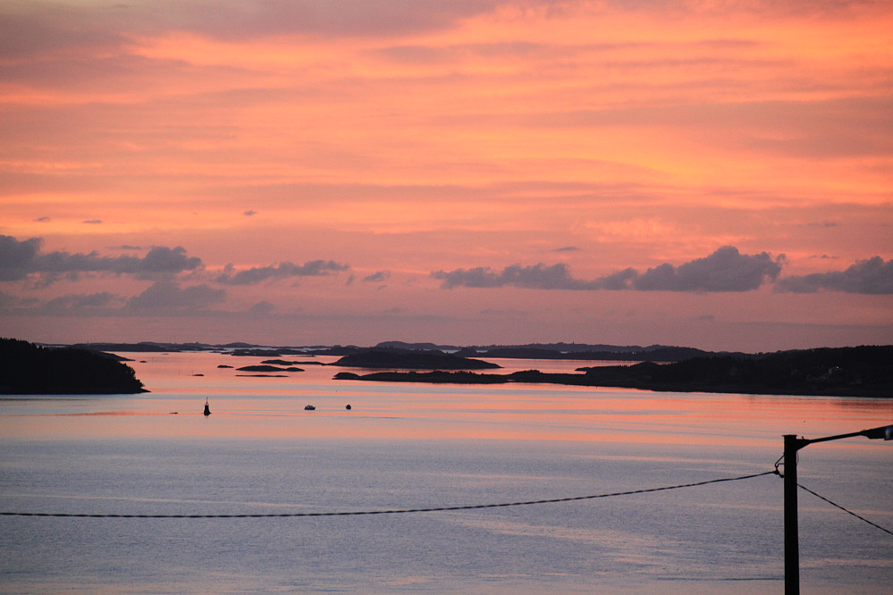 Nede i solnedgangen