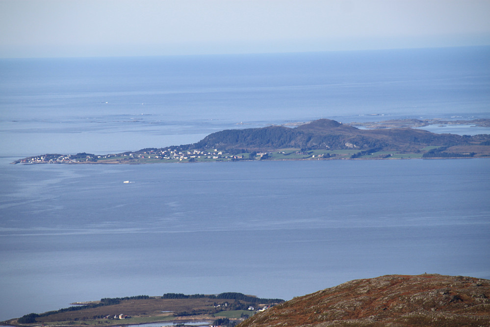 Utsikt mot Harøya og Harøyburet