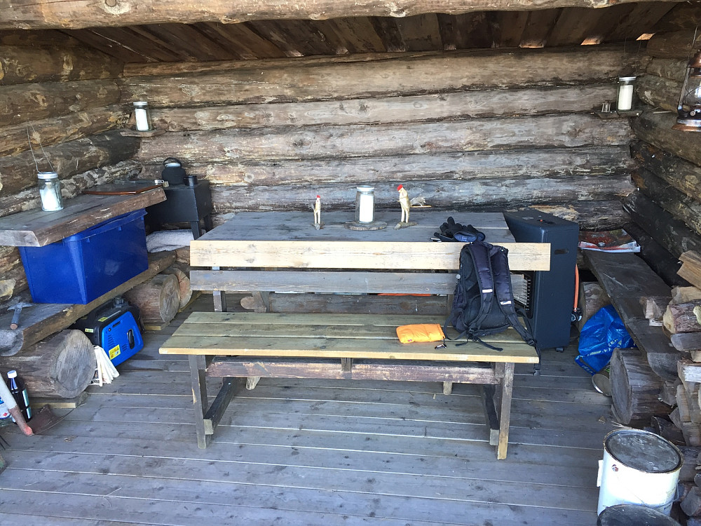 gapahuken nedenfor Elgskauåsen