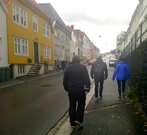 På vei mot kleiven gjennom Sandviken 
