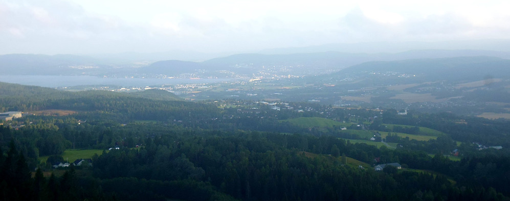 Utsikt mot Lier og Drammen, fra Glasåsen