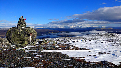 Frå Gråhøe (1290 moh.) nordaust mot Rondane.