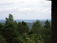 Utsikt østover, mot sjøene i Marker