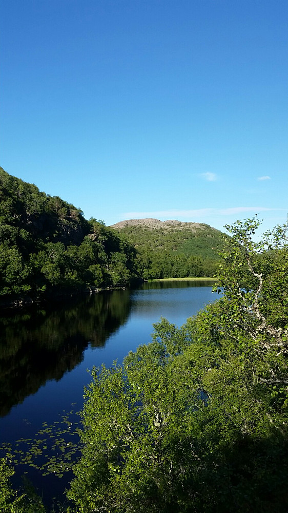 Langfjellet sett fra Harralivatnet