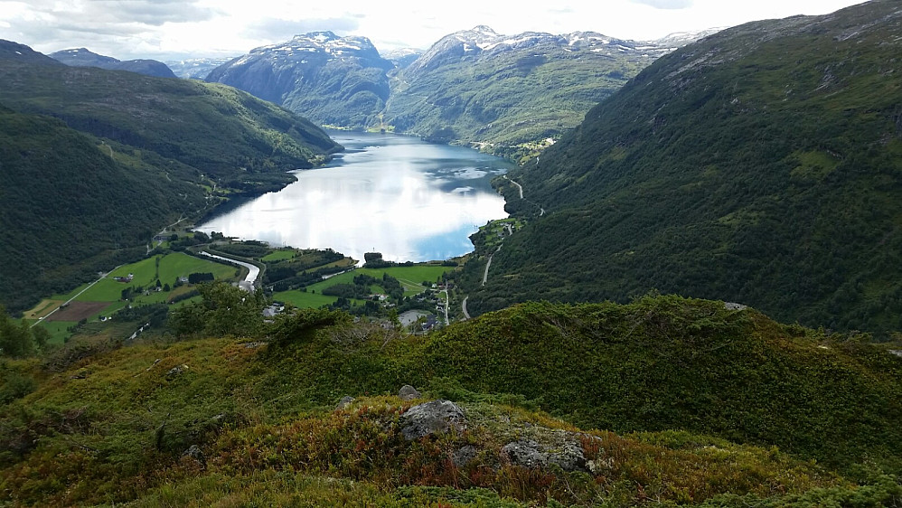 Utsikt fra Havrenås mot bygda