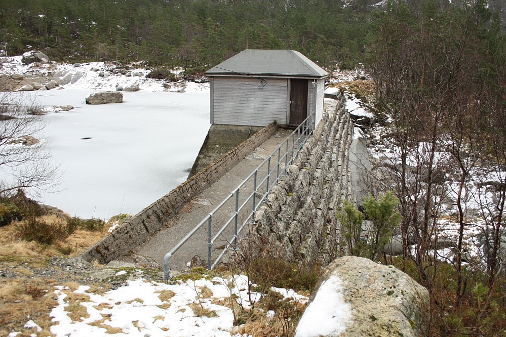 Stemmelandsdammen 327m